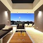 Beautiful In Kraj, Pasman Island With Outdoor Swimming Pool, Wifi And 3 Bedrooms *
