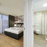 ヴィラ Beautiful In Kraj, Pasman Island With Outdoor Swimming Pool, Wifi And 3 Bedrooms *