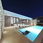 Beautiful In Kraj, Pasman Island With Outdoor Swimming Pool, Wifi And 3 Bedrooms Ugrinici