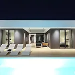 Beautiful In Kraj, Pasman Island With Outdoor Swimming Pool, Wifi And 3 Bedrooms 빌라