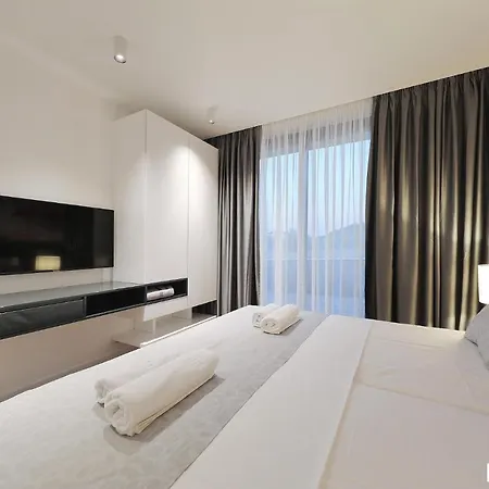 Beautiful In Kraj, Pasman Island With Outdoor Swimming Pool, Wifi And 3 Bedrooms 빌라