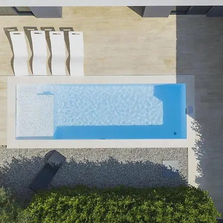 Beautiful In Kraj, Pasman Island With Outdoor Swimming Pool, Wifi And 3 Bedrooms