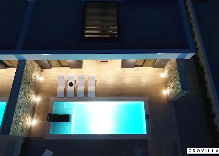 Villa Beautiful In Kraj, Pasman Island With Outdoor Swimming Pool, Wifi And 3 Bedrooms *