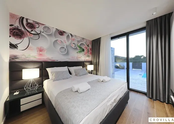 Beautiful In Kraj, Pasman Island With Outdoor Swimming Pool, Wifi And 3 Bedrooms Villa