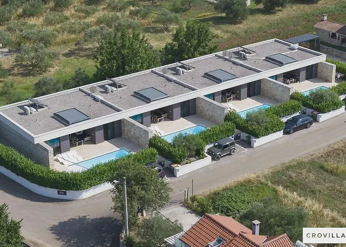 빌라 Beautiful In Kraj, Pasman Island With Outdoor Swimming Pool, Wifi And 3 Bedrooms Ugrinici