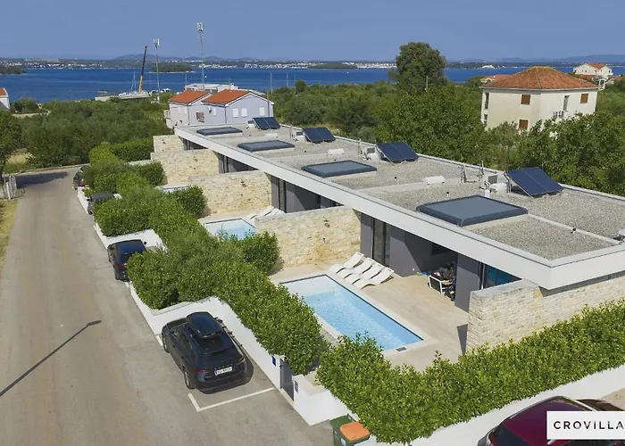 Beautiful In Kraj, Pasman Island With Outdoor Swimming Pool, Wifi And 3 Bedrooms