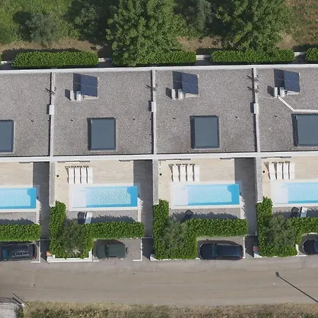 Villa Beautiful In Kraj, Pasman Island With Outdoor Swimming Pool, Wifi And 3 Bedrooms *