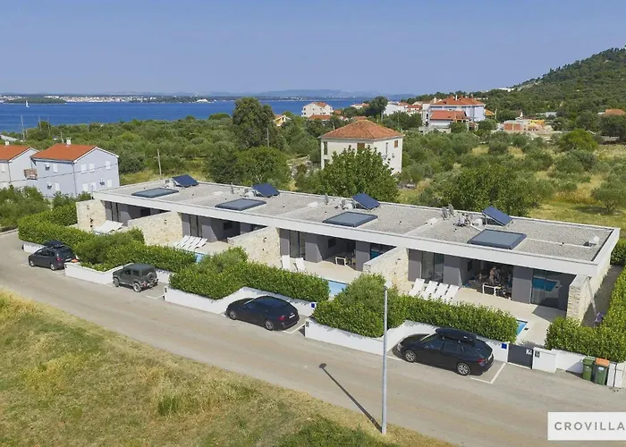 Villa Beautiful In Kraj, Pasman Island With Outdoor Swimming Pool, Wifi And 3 Bedrooms